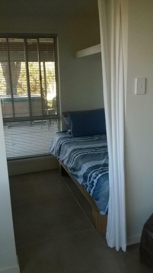 Cosy, Self-contained And To Everywhere Apartment